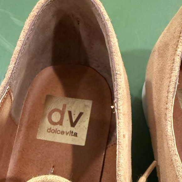 Dolce Vita women Tan Suede loafers /size 7 - Picture 7 of 11